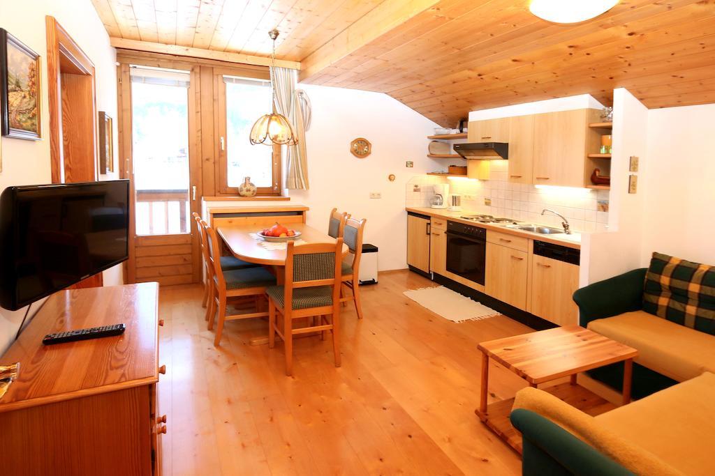 Ferienwohnung Domizil Wagrain Zimmer foto